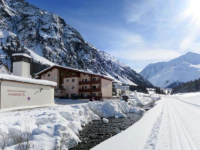 Apartment Daheim �� Wildspitz by Interhome